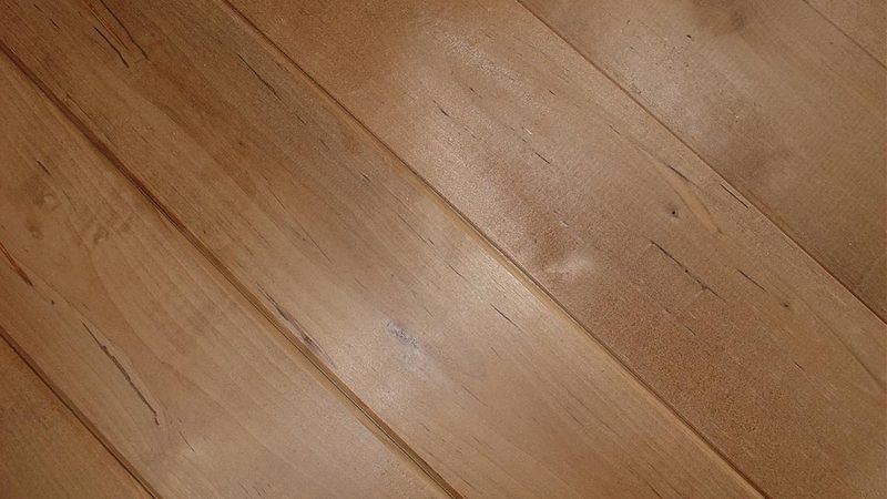 运动木地板保养，价格与价值如何衡量？**
